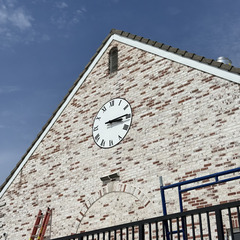 Menasha, WI - Aluminum dial clock